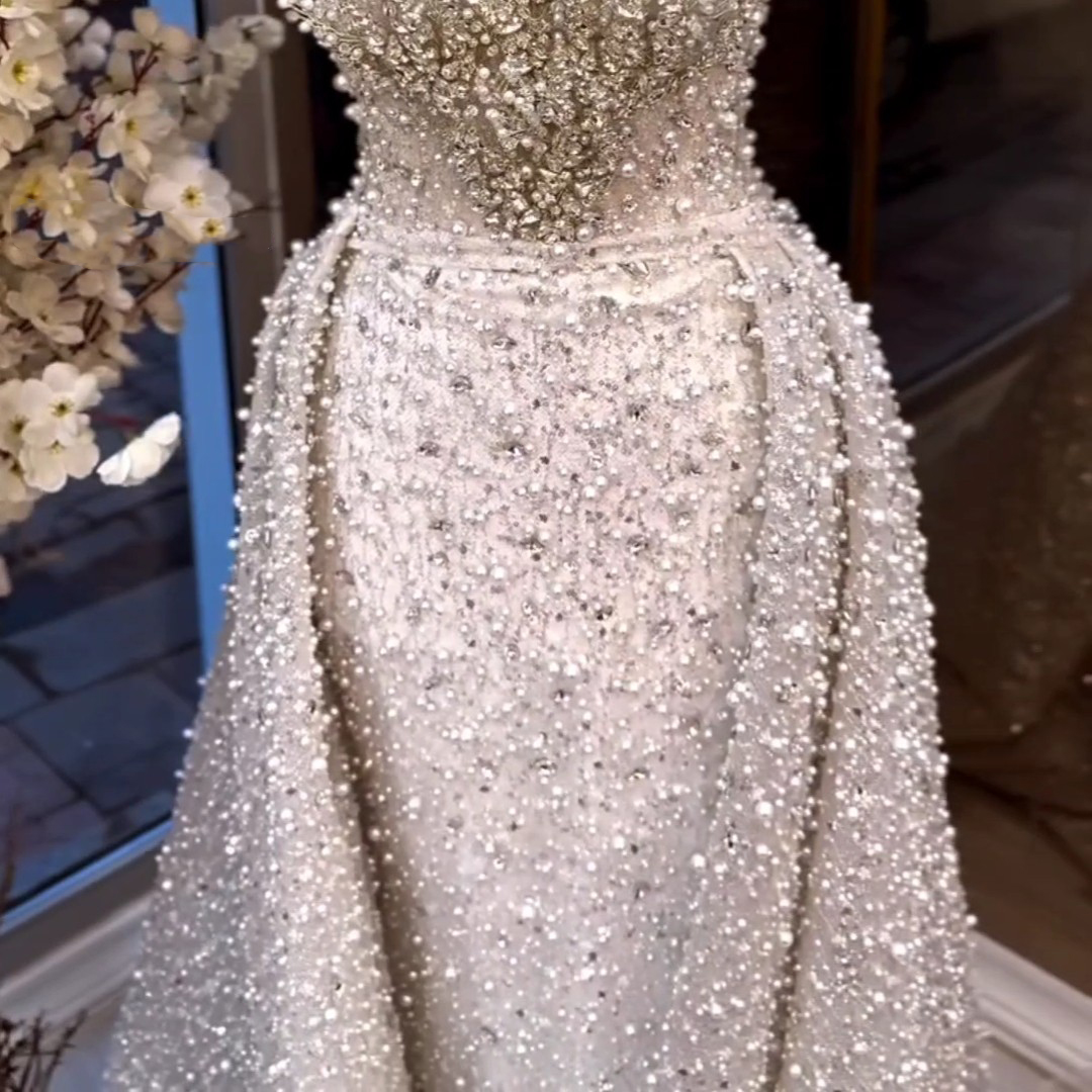 Women’s Crystal Evening Dress – Glamorous & Classy