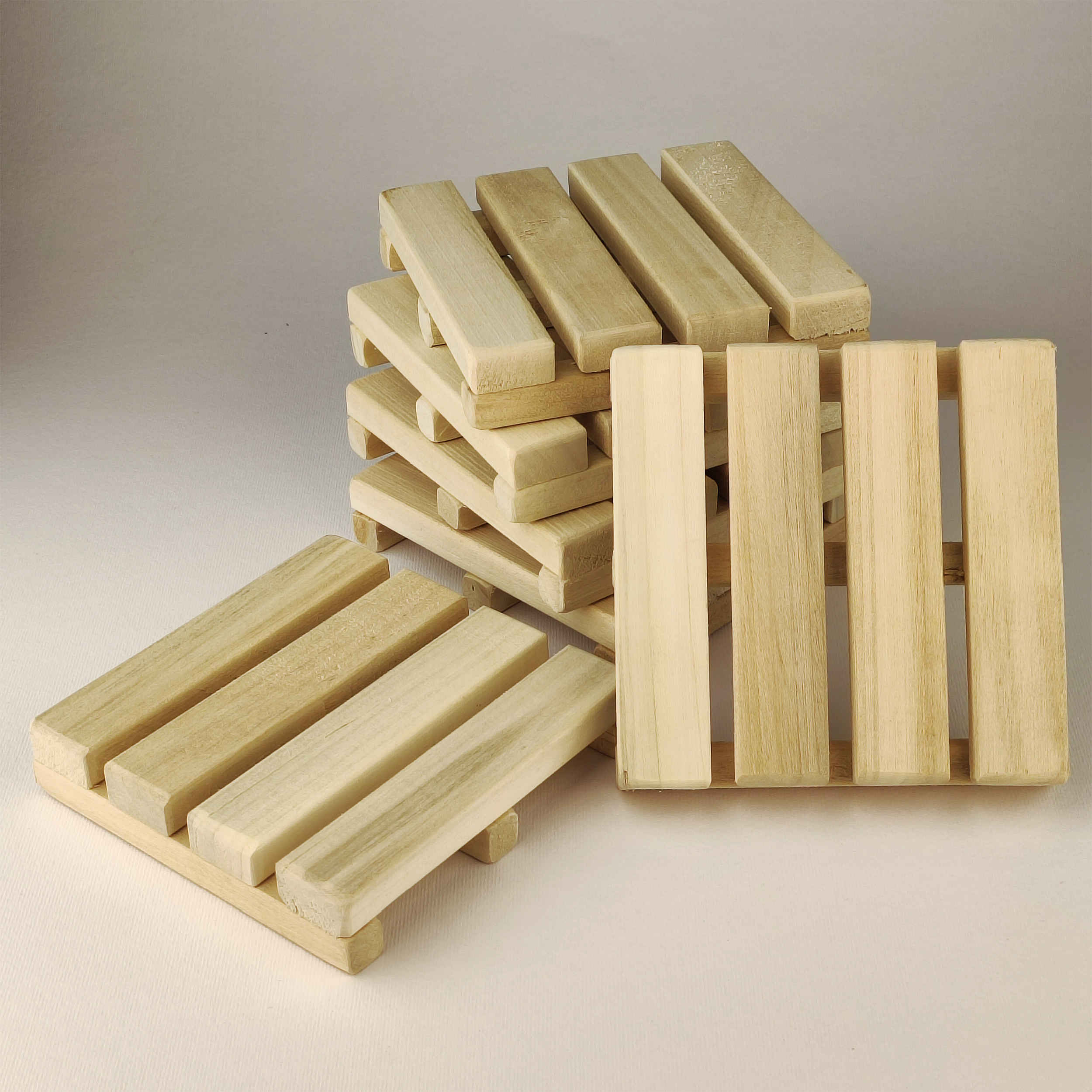 Stylish Mini Pallet Wooden Coasters – Absorbent & Trendy Tabletop Accessory