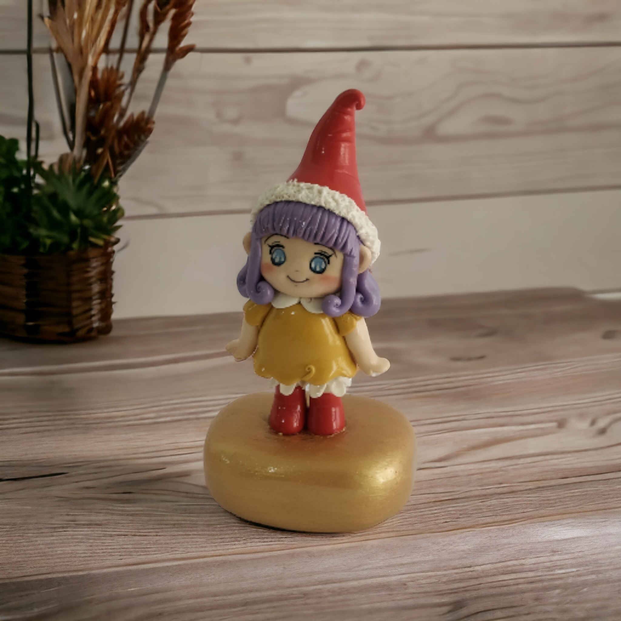 Handcrafted Figurine Doll – Perfect Collectible Gift for All Ages