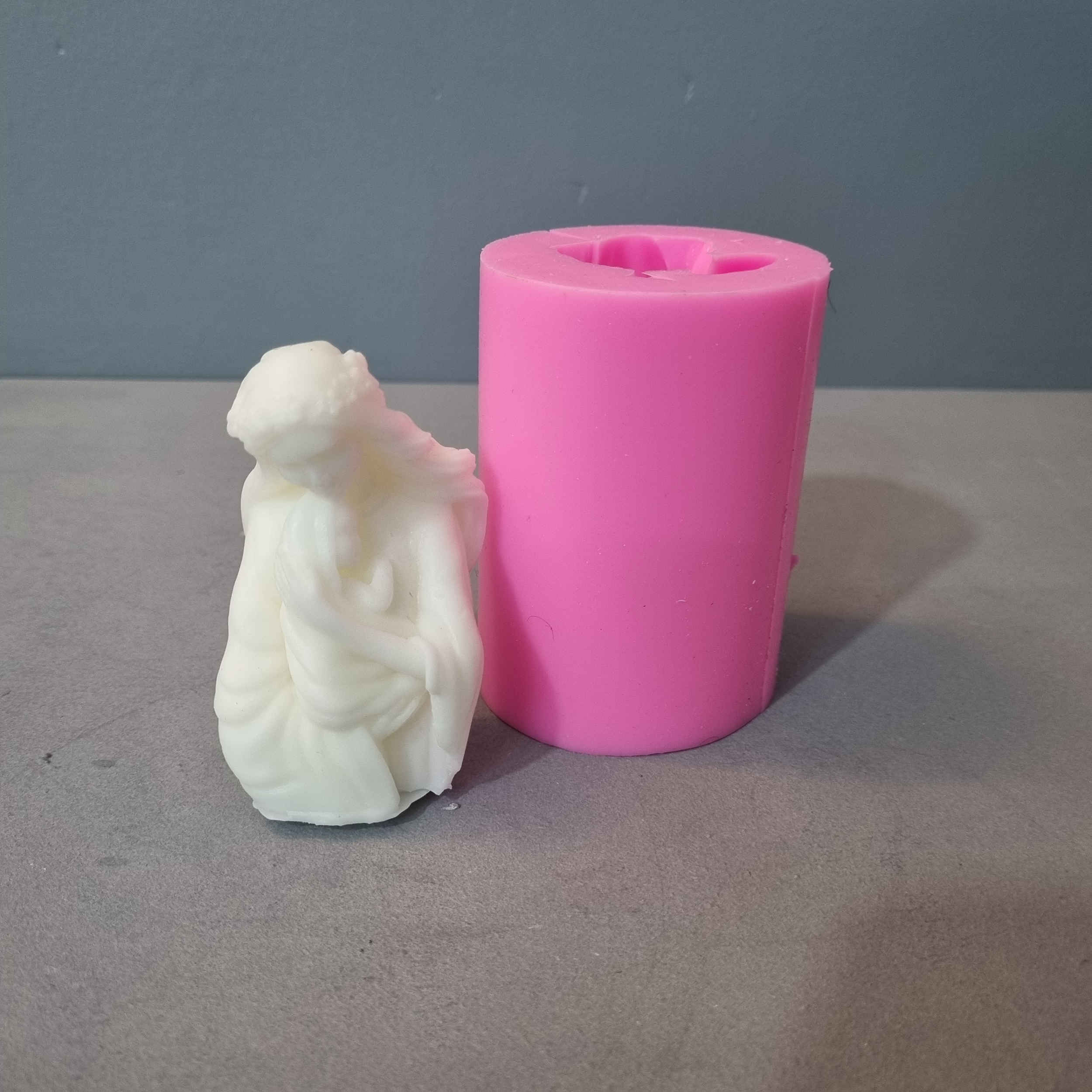 Mother’s Embrace Candle Mold – Suitable for Home & Small Business Use