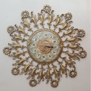 Vintage-Inspired Brass Wall Clock – Adding a Touch of Heritage to Any Space