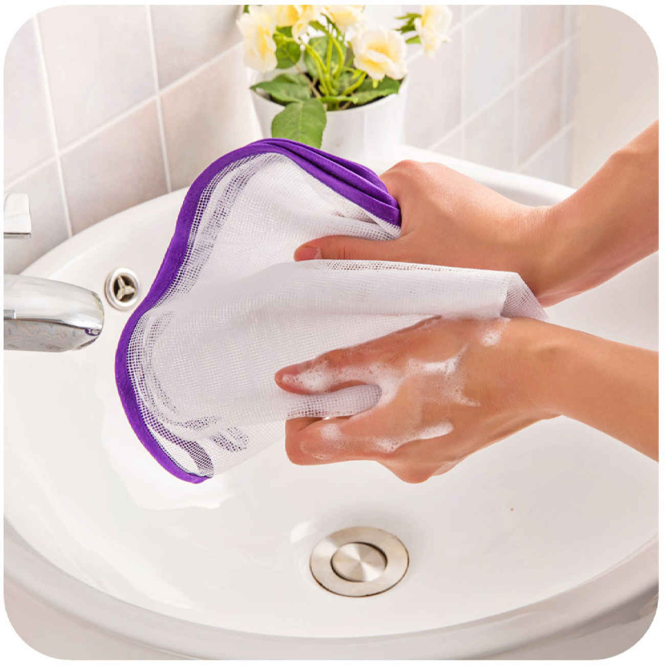 Iron Protector – Lightweight, Compact, Safe for Silk, Wool, Cotton & More