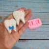 Make Fun Tooth-Shaped Candles with This Unique Mold - Perfect for Dental Gifts, Office Décor & Kids
