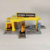 Construction Vehicle Parking Playset – Building Site Toy Kit with Plastic Construction Trucks (1)