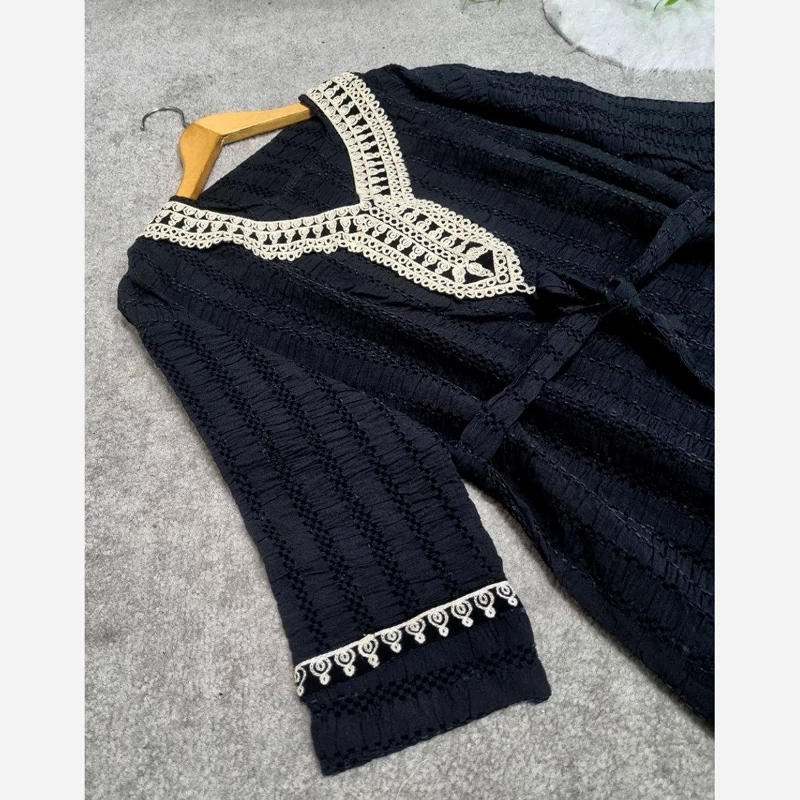 Black Closed-Front Flare Abaya with Hand‑Stitched Embroidery Neckline and Sleeves