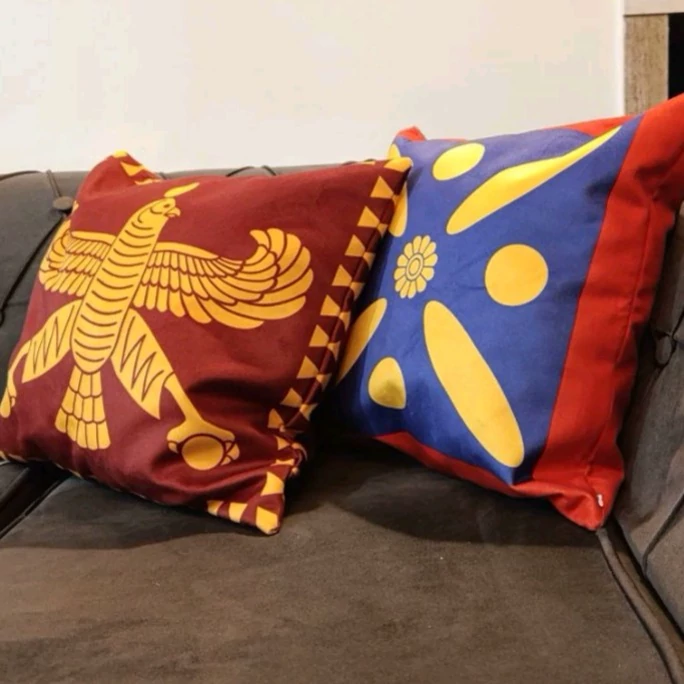 Drafsh Kaviani and Shahbaz Velvet Cushion Cover – Elegant Persian-Inspired Design