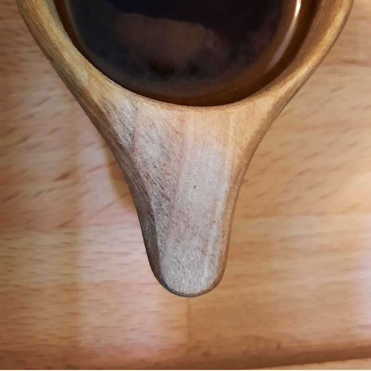Hand-Carved Wooden Kuksa Cup – Engraved with Persian Name “Mona” – A Unique Personalized Gift