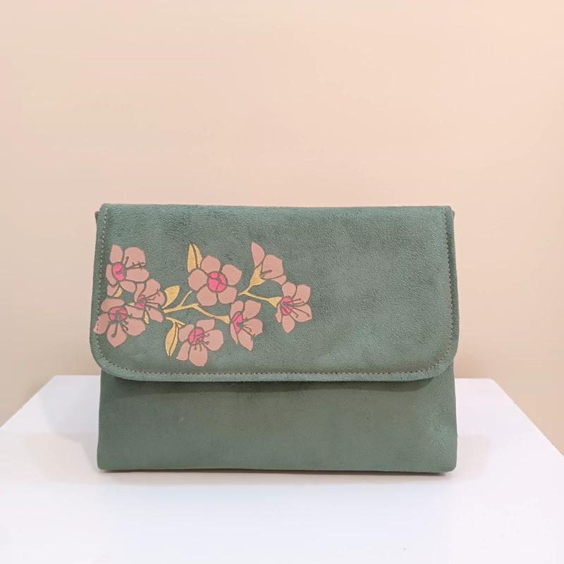 Hand-Painted Fabric Women’s Handbag with Pink Spring Blossom Pattern – Stylish, Functional & Ideal for Gifting