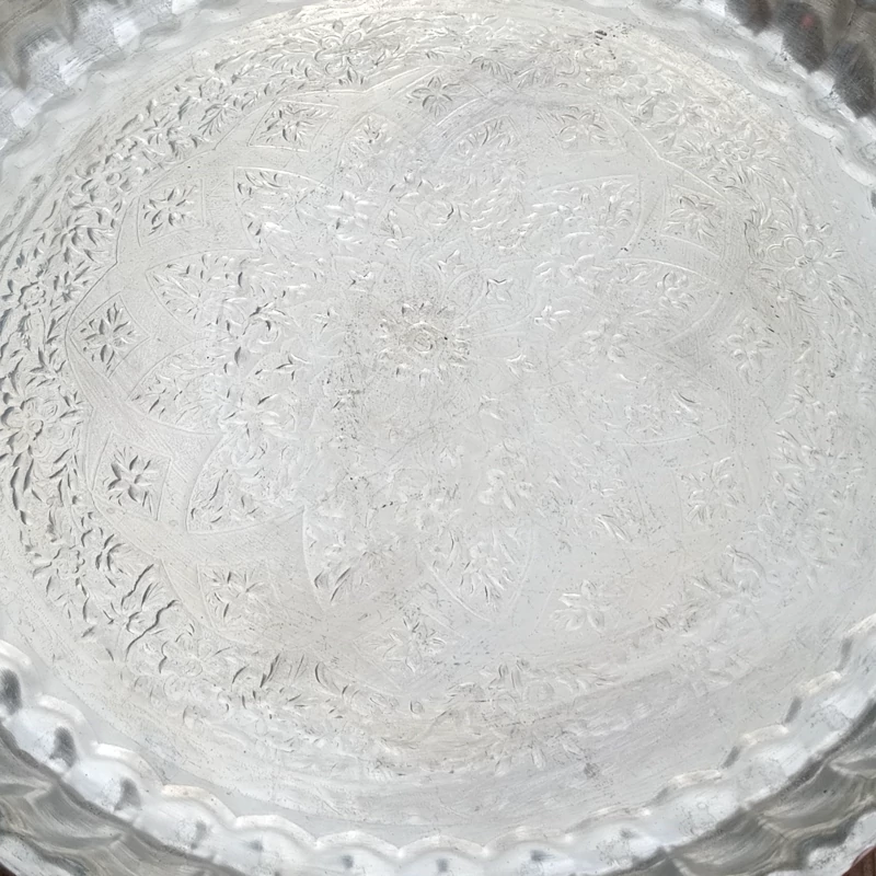 Traditional Persian Copper Serving Tray – 36cm Engraved Round Tray