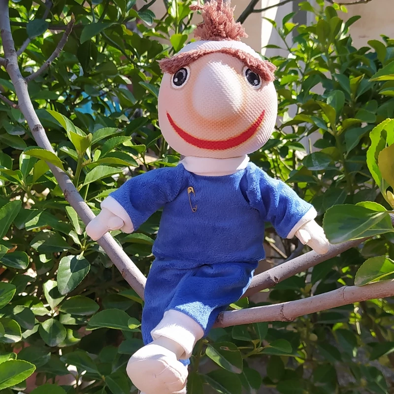 Handmade “Bache Famil-e Door” Cloth Doll – Character from “Kolah Ghermezi” Series | Nostalgic Gift for All Ages