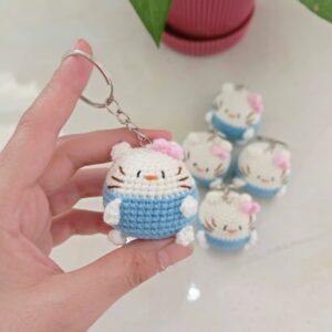 Handmade Crochet Kitty Keychain – Soft Yarn Bag Charm and Key Accessory